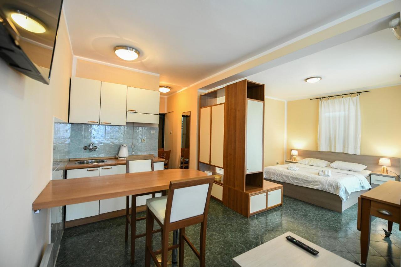 Jolly Apartments Budva Exterior photo